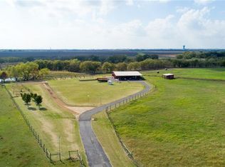 150 Mustang Dr, Hutto, TX 78634