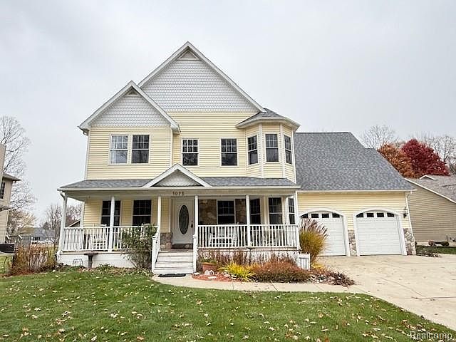 1st image of 1075 Crystal Wood Dr