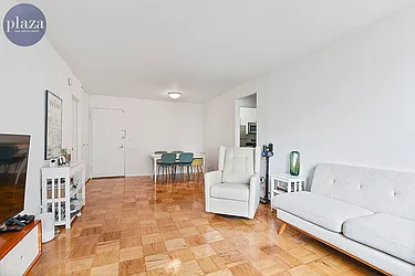 Rented by Plaza Real Estate Group