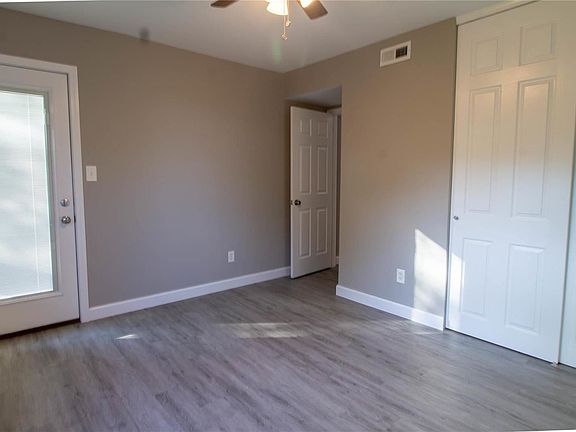 5th image of 7037 Green Tee Ct APT D