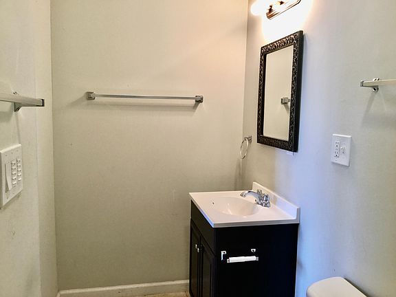 5th image of 1735 S Carrollton Ave #1