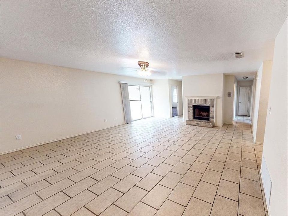 1st image of 4004 Roundrock Dr