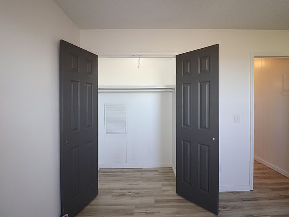 3rd image of 112 Fairway Ave #126