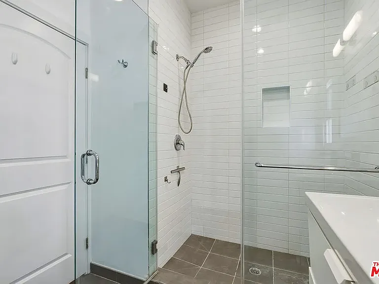 3429 Edgehill Dr #3 — Photo 19