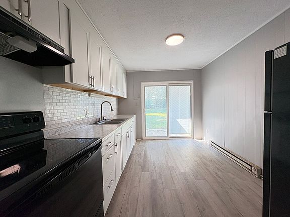 5th image of 511 Everett Ln Unit 1