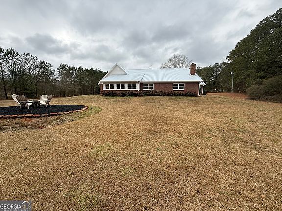 4th image of 3280 Stanton Rd SE