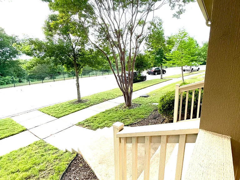719 Heritage Springs Trl — Photo 26