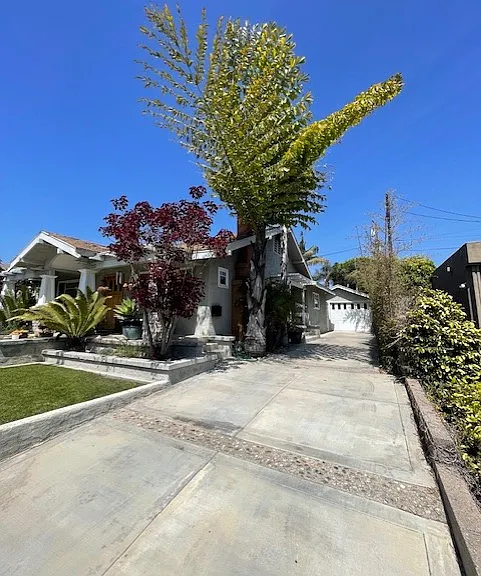 232 Belmont Ave — Photo 2