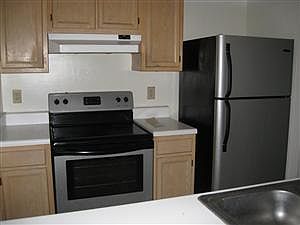 2nd image of 28 Tamarisk Quay APT D