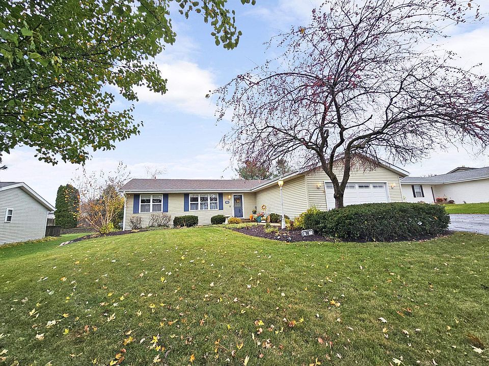 1st image of 980 Brittania Way