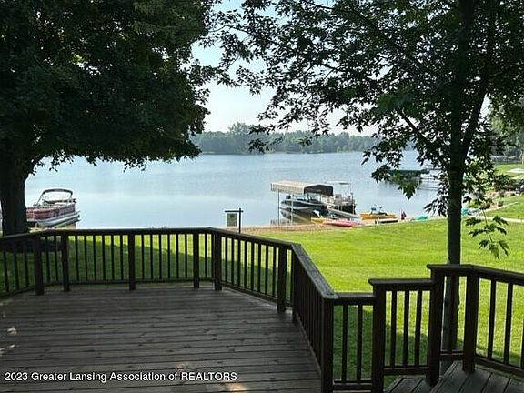 3rd image of 9331 W Scenic Lake Dr