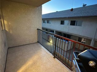 7641 Reseda Blvd, Reseda, CA 91335