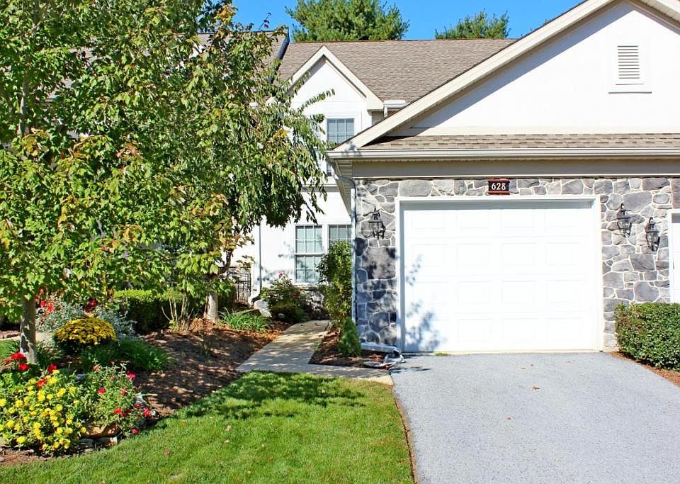 1st image of 628 Crestgate Pl