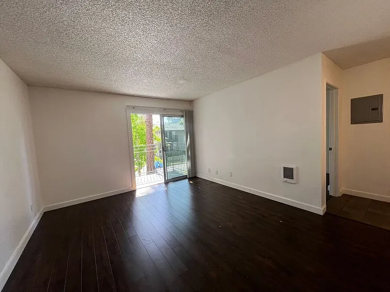 2240 Blake St — Photo 12