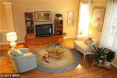 3rd image of 509 Redland Blvd