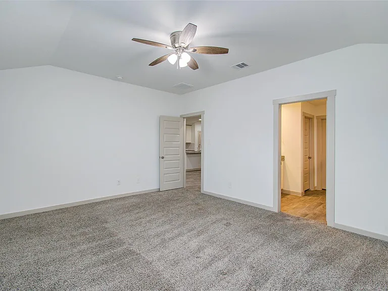 10602 Great Basin Dr — Photo 22