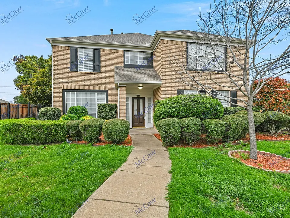 3211 Wessex Cir