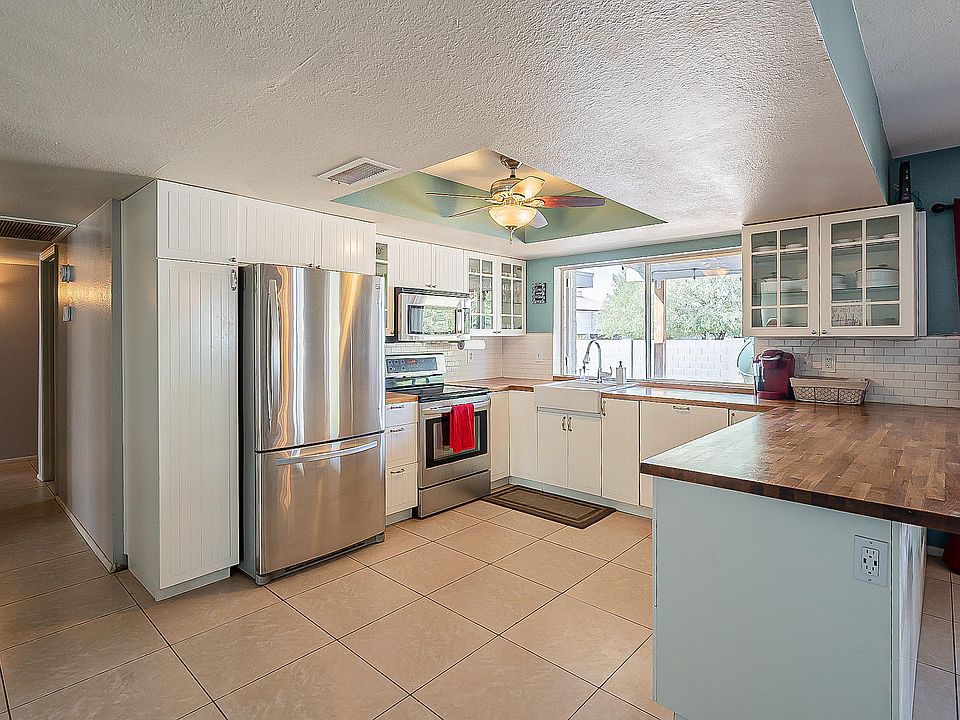 1st image of 834 E Village Circle Dr N
