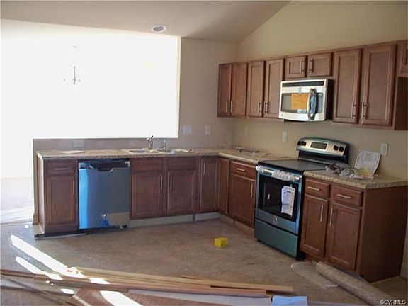 2nd image of 2625 Kingsland Pointe Dr