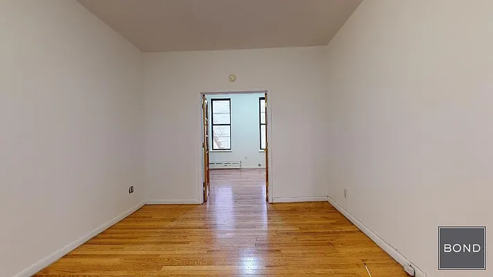 Rented by Bond New York | media 5