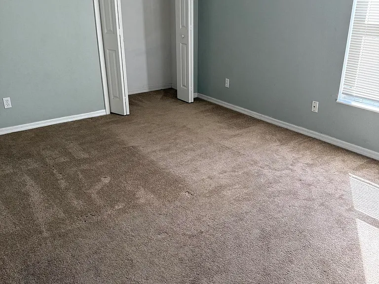 5824 NW Zenith Dr — Photo 16