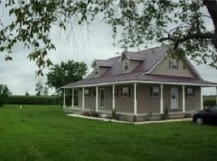 1138 N 1100 East Rd, Tower Hill, IL 62571