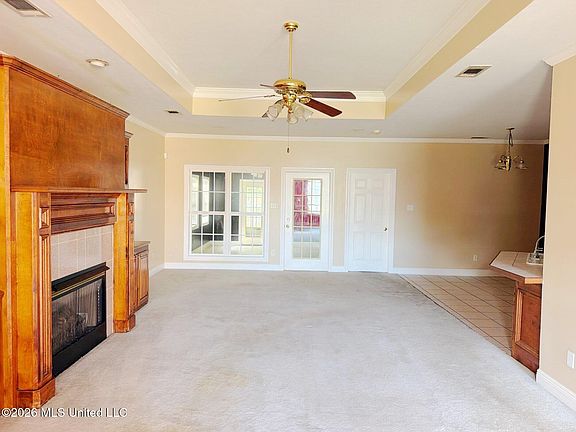 5th image of 240 Pear Orchard Dr