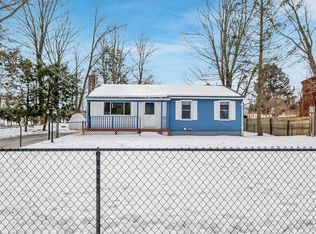 29 Livingstone Ave, Westfield, MA 01085