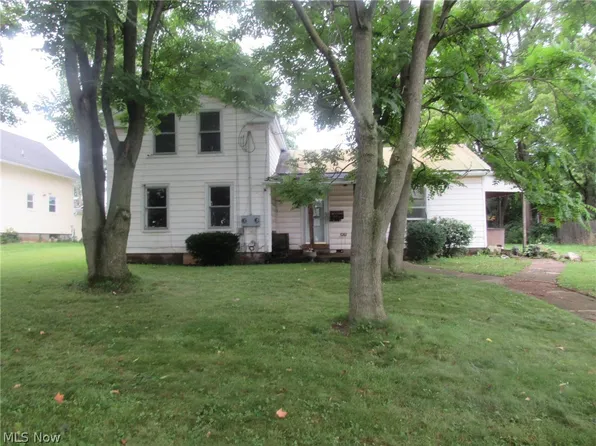 106 Prospect St, Wellington, OH 44090