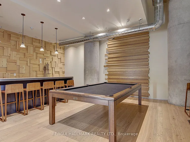 15 Grenville St #1406 — Photo 9
