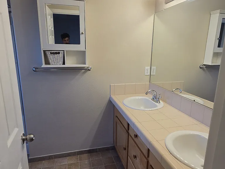 1639 SW Wright Pl — Photo 11