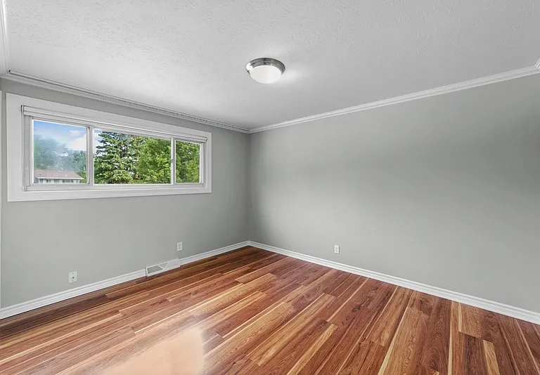 10055 Concord Ct — Photo 23