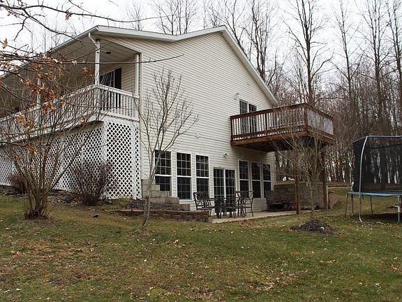 2nd image of 462 Grand Valley Dr