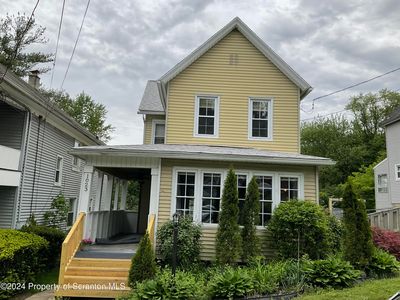 1023 Fairfield St, Scranton, PA, 18509