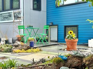 4033 Eastern Ave N #A, Seattle, WA 98103