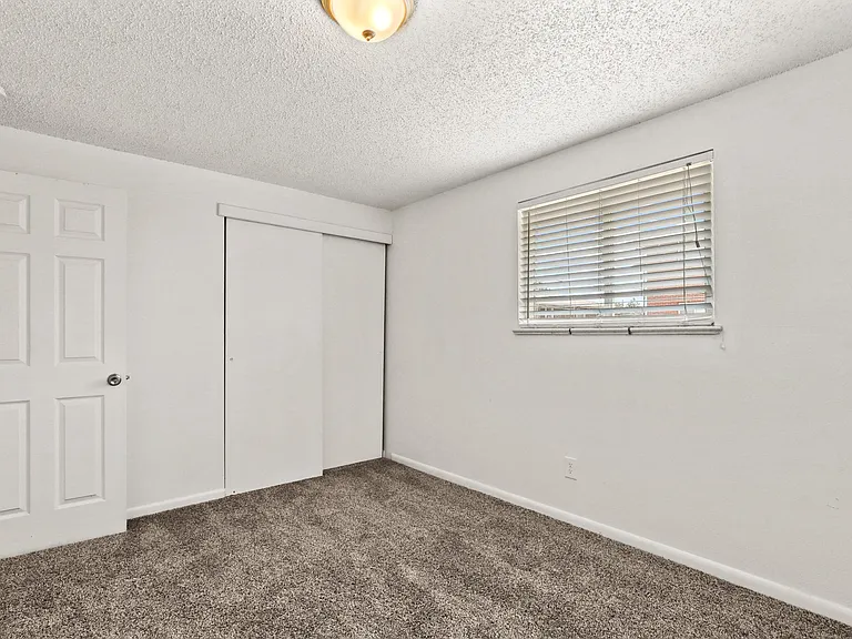 1115 Rosemary St — Photo 16