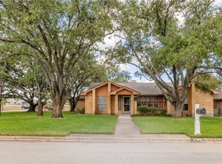 2500 Arbor Dr, Bryan, TX 77802