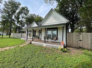 200 S Austin St, Rice, TX 75155