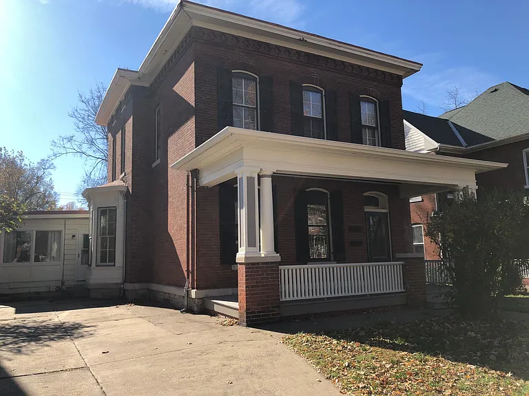 1308 State St — Photo 1