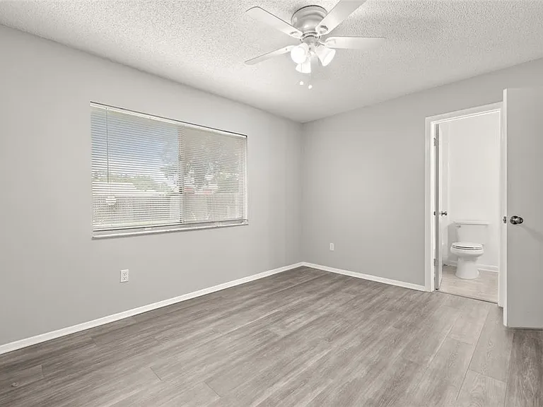 3257 Laurel Dale Dr — Photo 27