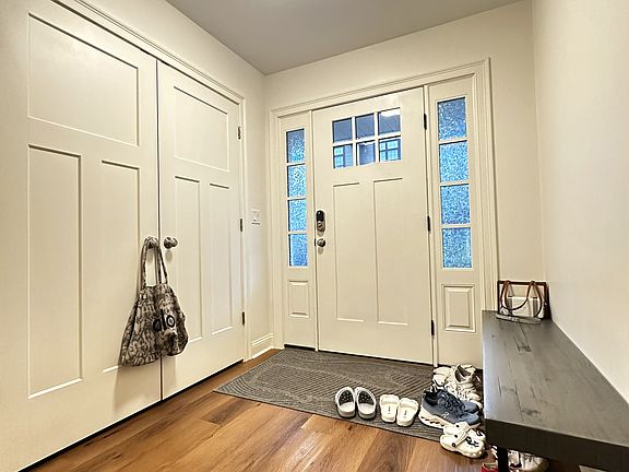 4th image of 168 Lowell St