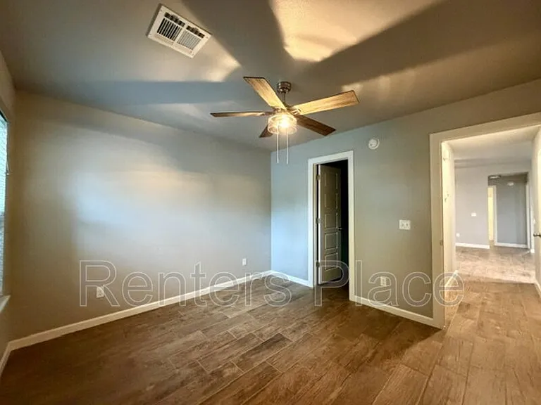 29035 E 153rd St S — Photo 12