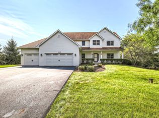 8408 Saint Moritz Dr, Spring Grove, IL 60081