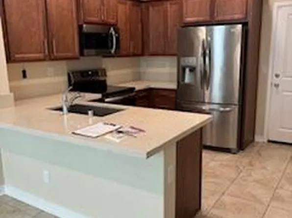 5301 E Commerce Way Unit 62102, Sacramento, CA 95835