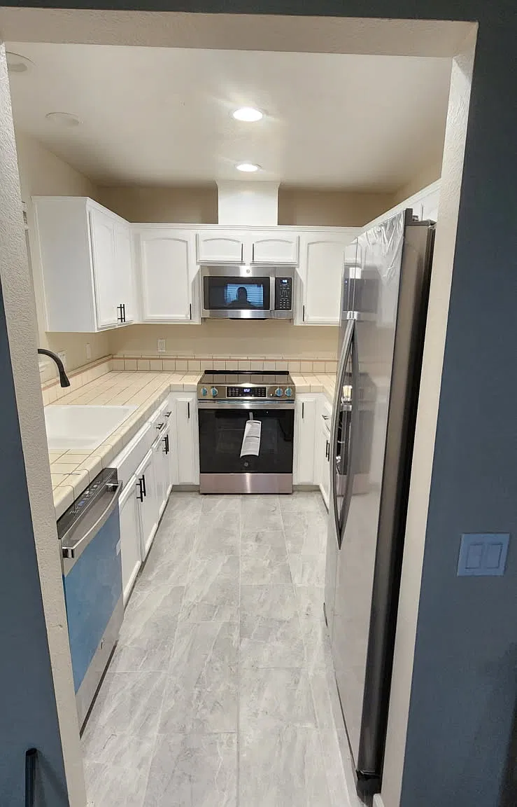 1421 Hood Rd — Photo 1