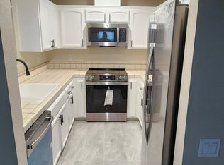 1421 Hood Rd APT D, Sacramento, CA 95825