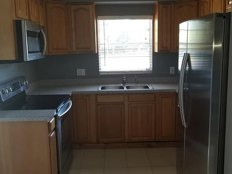 3209 W Lutz Lake Fern Rd — Photo 24