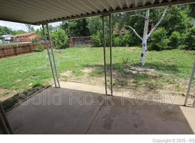 2505 Gina Dr — Photo 14