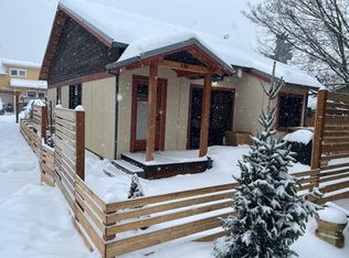 998 Hull St, Hood River, OR 97031