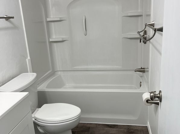 11 Evergreen Rd #3B